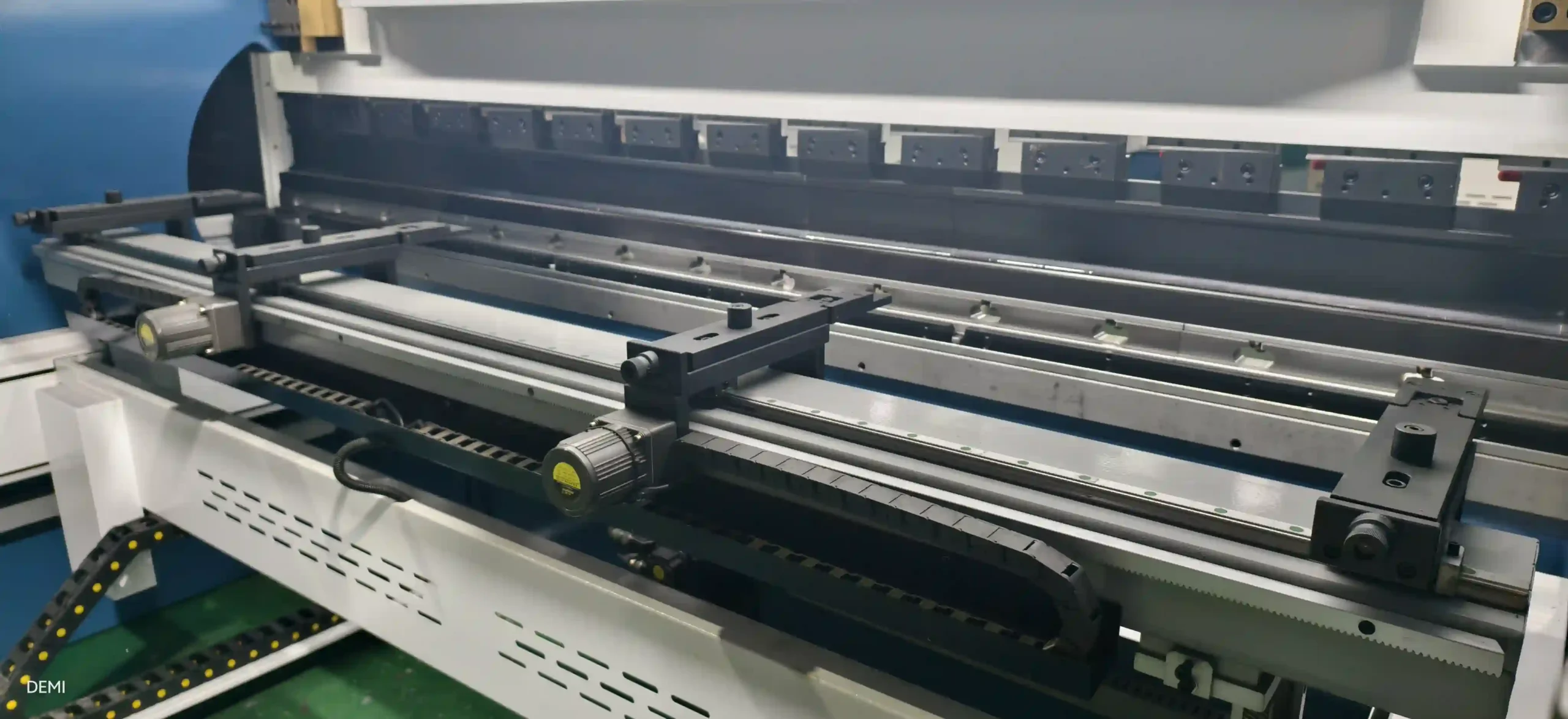4+1+2 Axis Reinforced Back Gauge