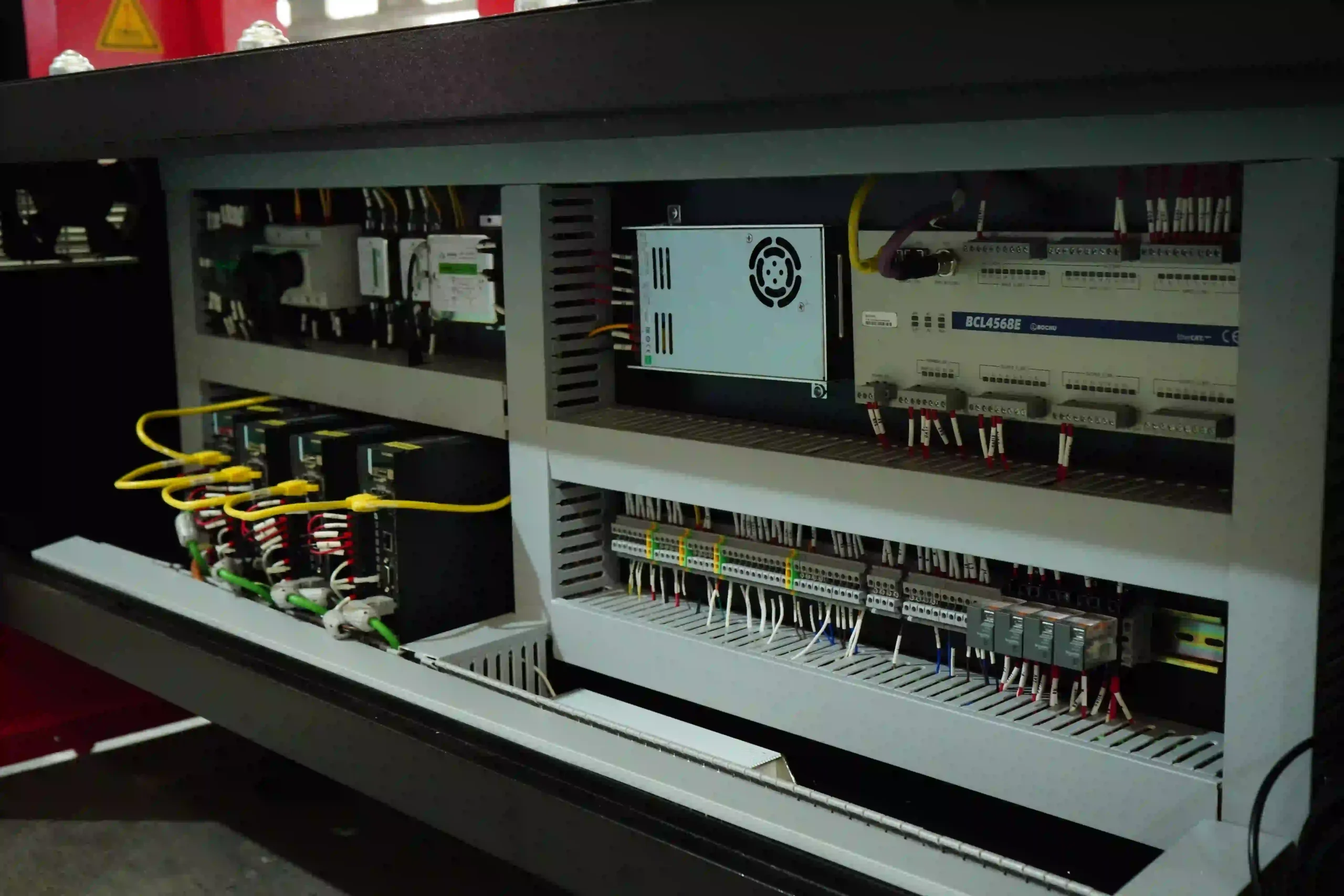 Schneider electrical components and SMC proportional valve in fiber laser cutting machine cabinet