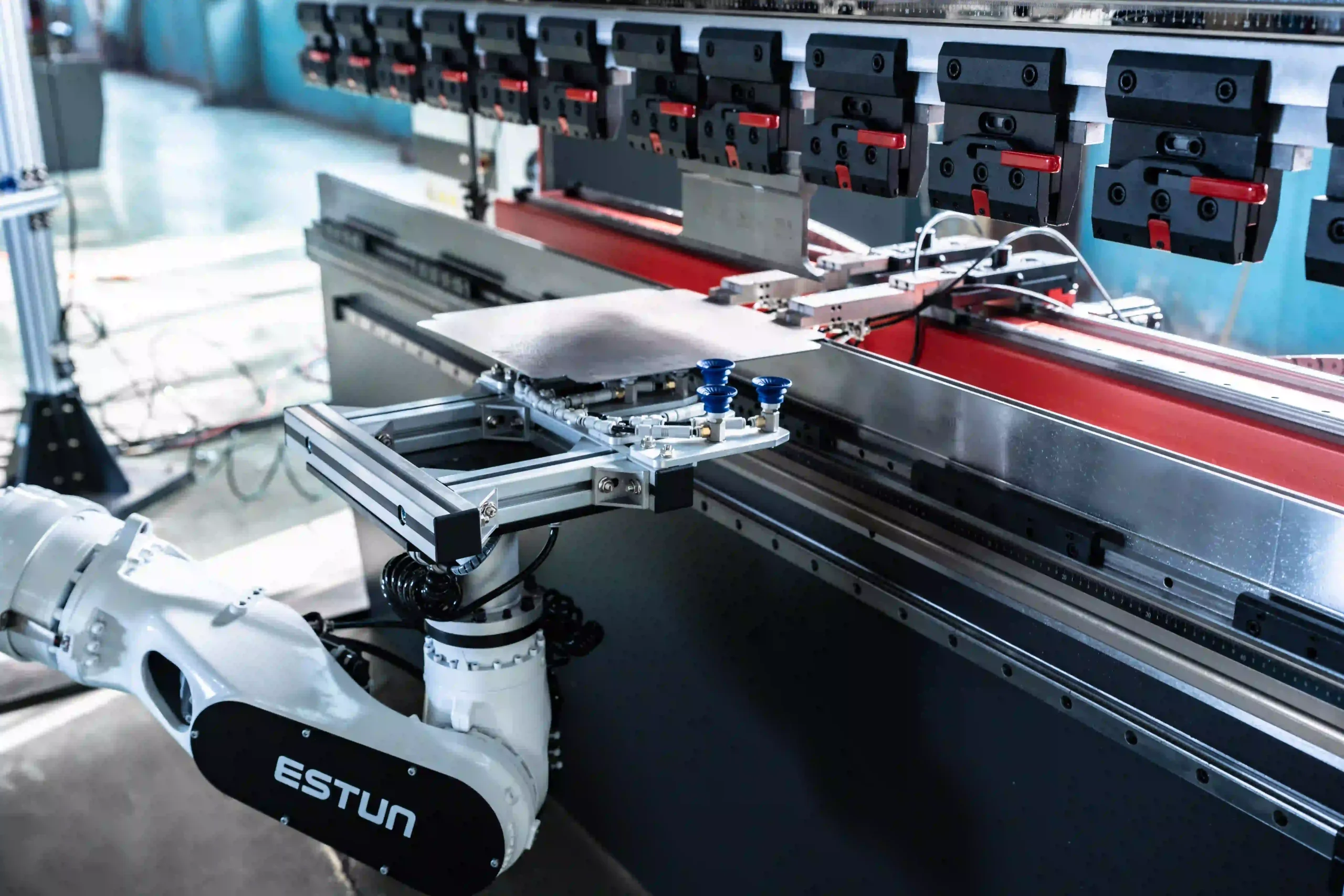 press brake robot arm made by machnist factory