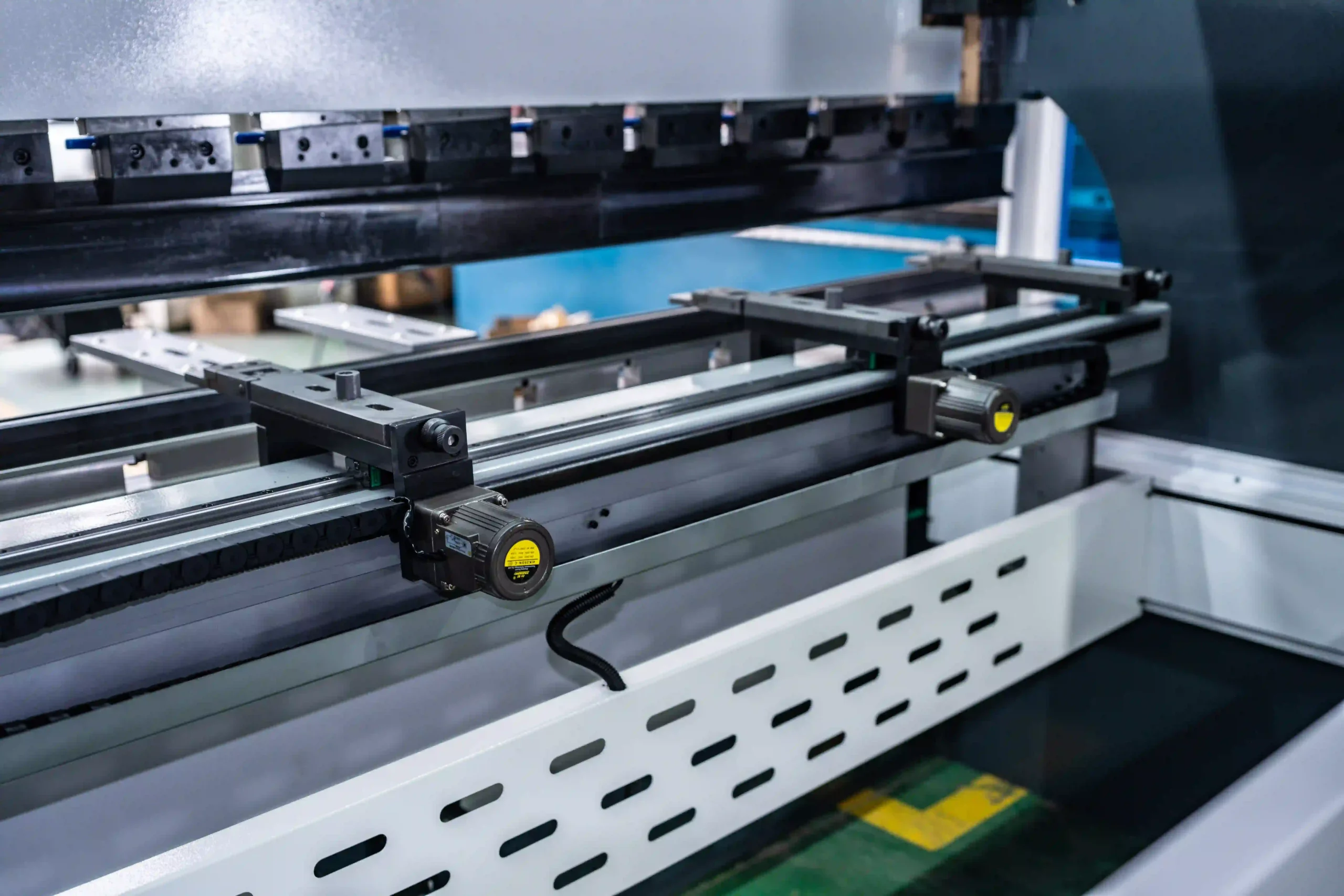 DA58TX 6+1 Axis CNC Back Gauge