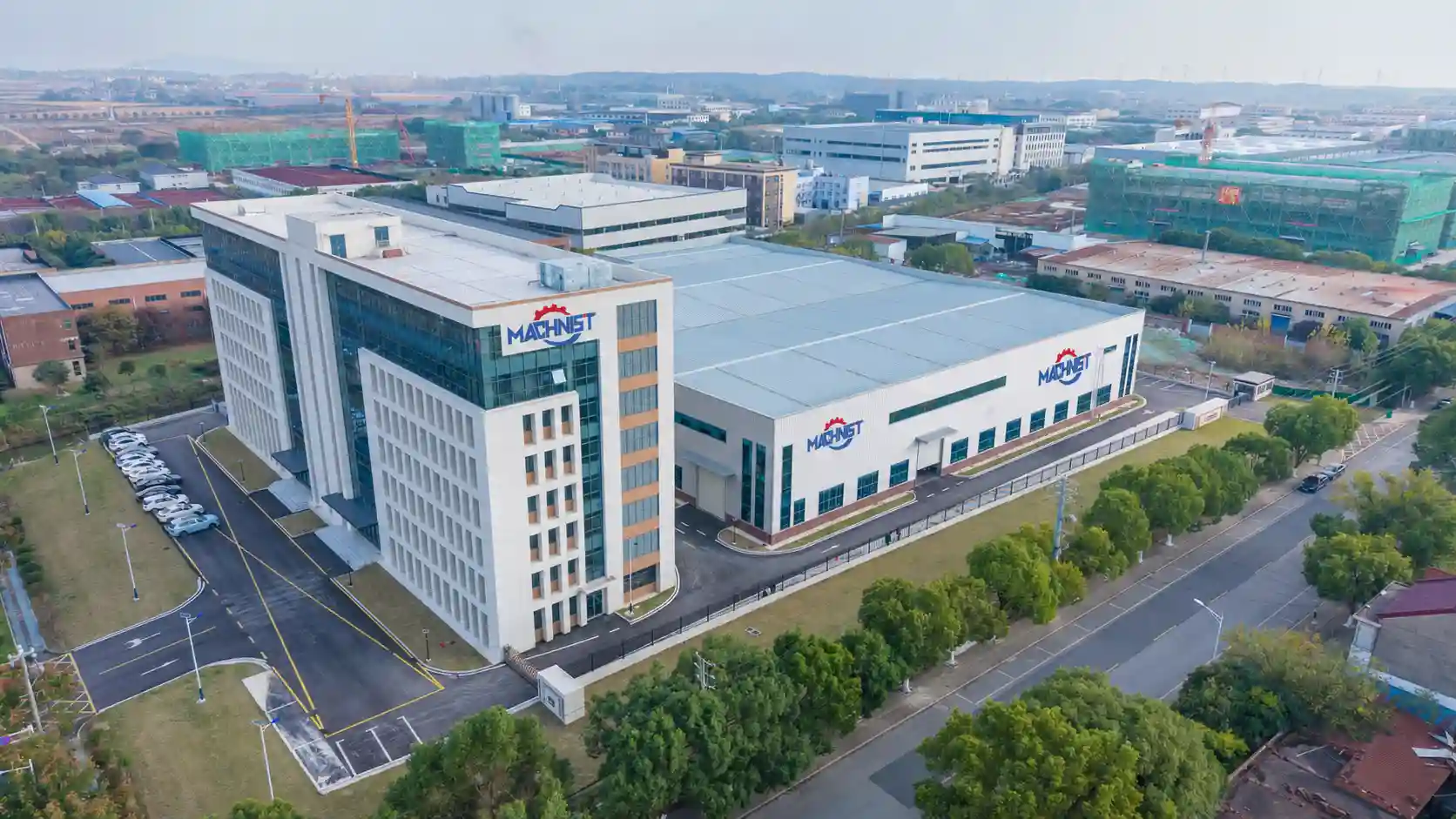 MACHNIST factory building